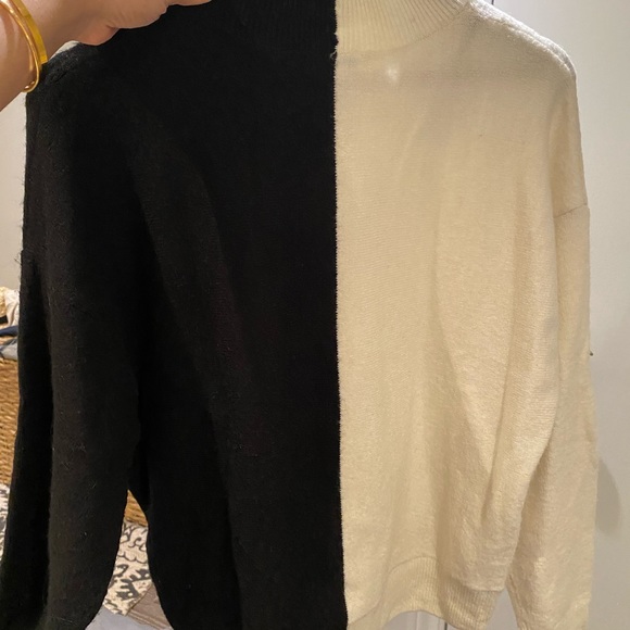 H&M sweater - Picture 2 of 4